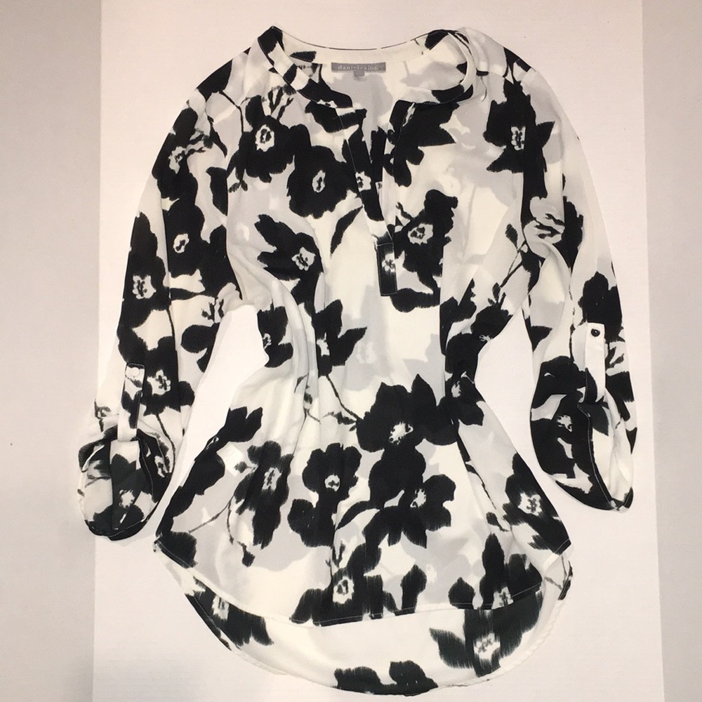 Daniel Rainn Black & White Floral Blouse – Size L